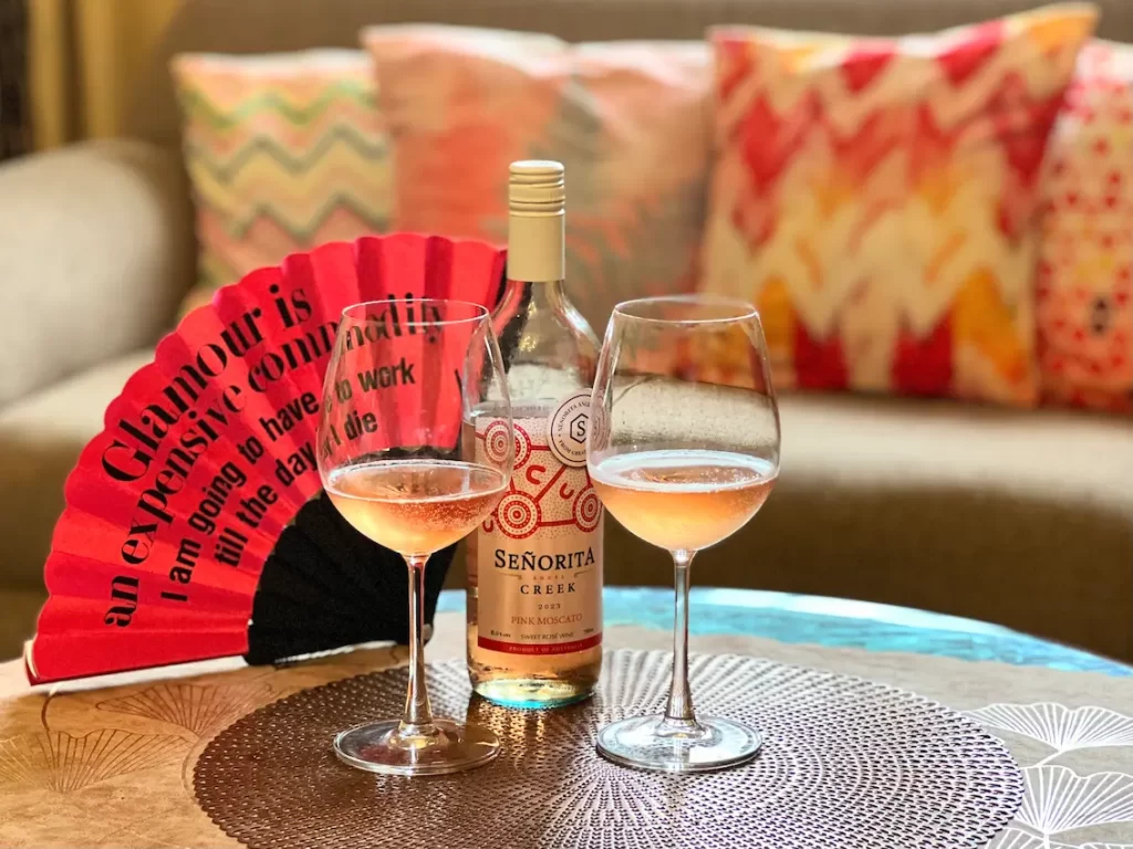 Señorita Angel Creek Pink Moscato wine