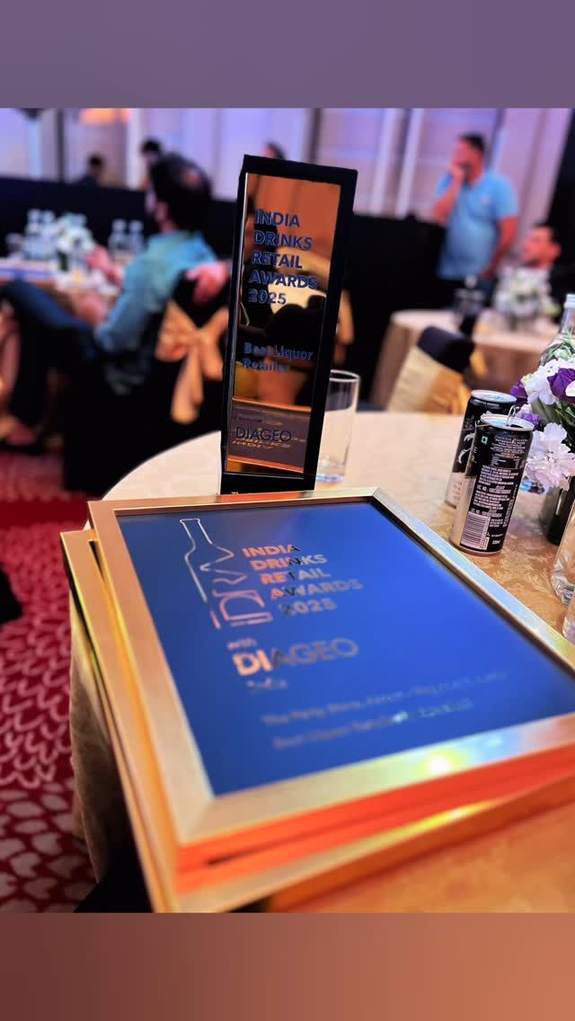 The Inaugural Edition of India Drinks Retail Awards (IDRA) brought together the top retail outlets of the country to recognise & celebrate the best of India’s Drinks Retail Industry.
It was a great opportunity to catch up with friends from liquor trade all over the country.
Congratulations @tulleeho and partners on this great initiative.✌️🥂
#coloneljoe #winelover #drinkslover #sipsiphooray #cheers #idra #indiadrinksretailawards